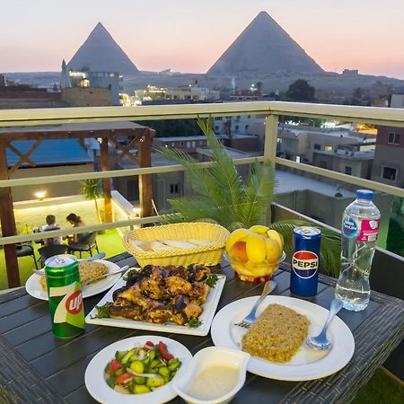 The Pyramids Gate Inn Kafret el-Gabal Exterior foto